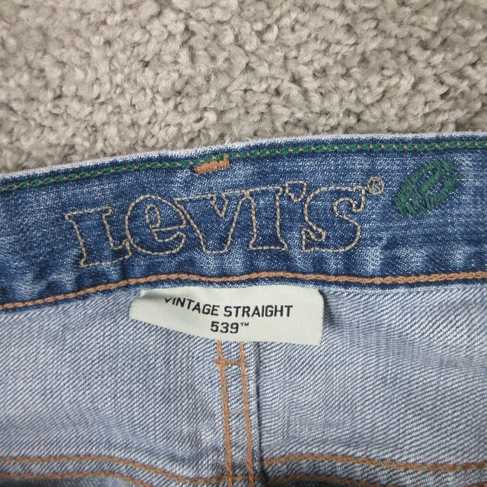 Levis Jeans Mens 32x34 Blue 539 Vintage Straight Faded Eco Y2K Organic Denim
